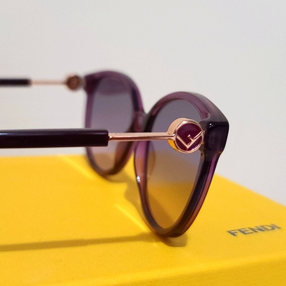Authentic Fendi Plum Cat Eye Sunglasses New - Picture 4 of 10